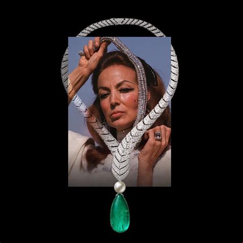 maria félix necklace.